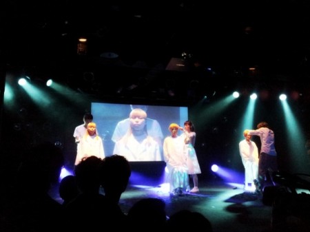 2014-05-22-20-09-05_deco