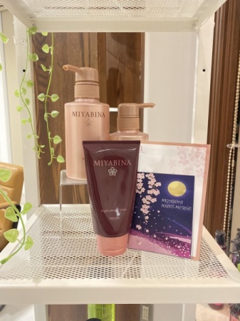 8DC7D0D6-771A-45B2-8760-B06EDA80401D