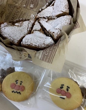 DC0E943F-1025-4F9A-8A54-2F31952BBFEC