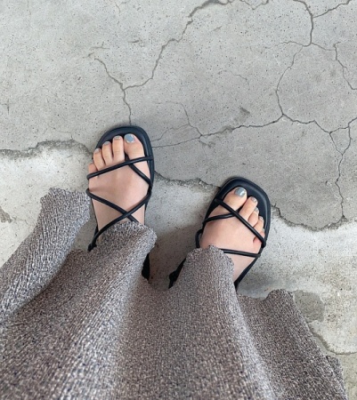 F8371C57-B186-42BE-96EC-16F1C9D8C089